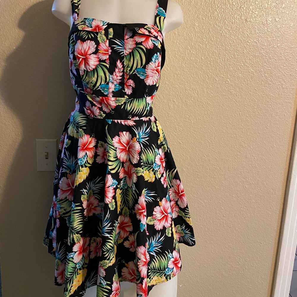 RETRO STELLA MAE’S DRESS